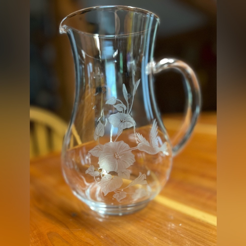 Vintage Avon Hummingbird Morning Glory Etched Pitcher 48oz